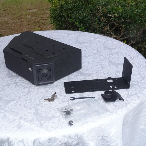 Biometric Gun Safe Keys or Fingerprint Dropdown Safe - Picture 9 of 16